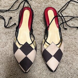 Tory Burch Women's Black and Cream Checkered Lace-Up Flats